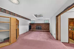 6048 S Locust Cir, Centennial, CO 80111 - Photo 13
