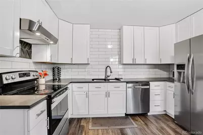 937 Kramer Court, Aurora, CO 80010 - Photo 9