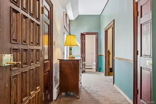 8535 E Hawaii Ln, Denver, CO 80231 - Photo 17