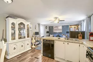 1540 Billings St, Aurora, CO 80011 - Photo 5