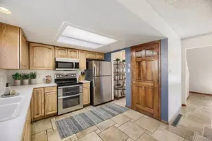 3955 S Monaco Pkwy, Denver, CO 80237 - Photo 15