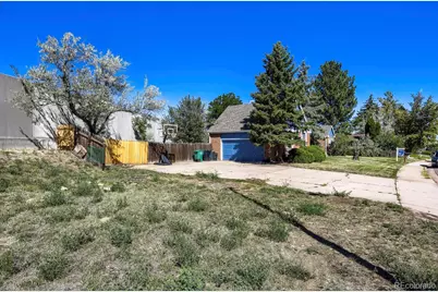 3955 S Monaco Parkway, Denver, CO 80237 - Photo 3