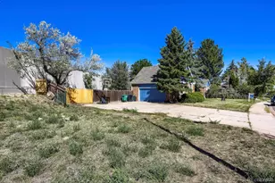 3955 S Monaco Pkwy, Denver, CO 80237 - Photo 3