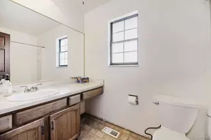 3955 S Monaco Pkwy, Denver, CO 80237 - Photo 33