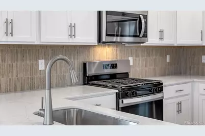 677 N Ukraine Street, Aurora, CO 80018 - Photo 15