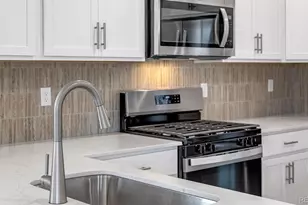 677 N Ukraine St, Aurora, CO 80018 - Photo 15