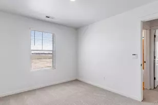 677 N Ukraine St, Aurora, CO 80018 - Photo 25