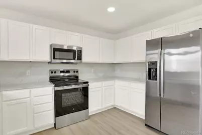 21121 E Belleview Place, Aurora, CO 80015 - Photo 9