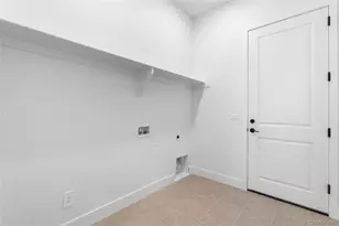 8664 S Quemoy St, Aurora, CO 80016 - Photo 7