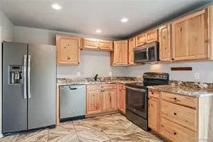 1556 S Field Ct, Lakewood, CO 80232 - Photo 11