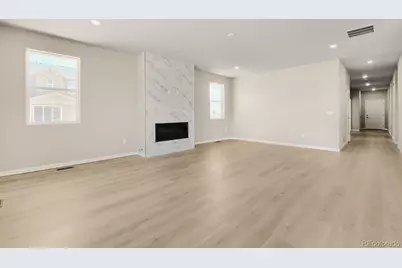 46435 Heritage Avenue, Bennett, CO 80102 - Photo 11