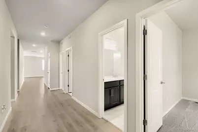 46435 Heritage Avenue, Bennett, CO 80102 - Photo 9