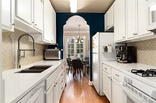 931 N Emerson Street, Denver, CO 80218 - Photo 5