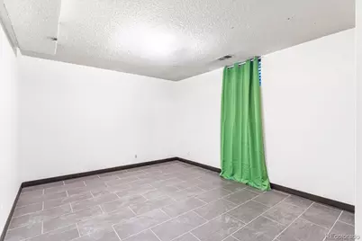 5530 Crystal Way, Denver, CO 80239 - Photo 23