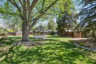 7666 S Cedar Cir, Littleton, CO 80120 - Photo 33
