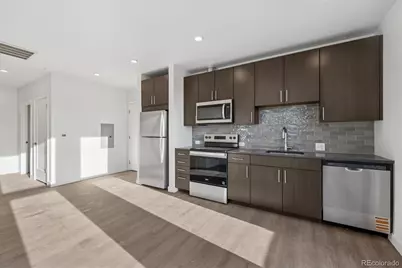 639 29th St #200, Denver, CO 80205 - Photo 7