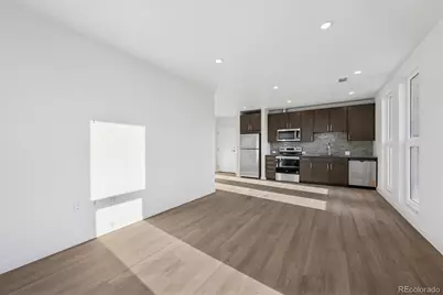 639 29th St #200, Denver, CO 80205 - Photo 5