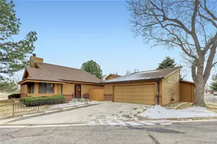 204 S Eagle Cir, Aurora, CO 80012 - Photo 1