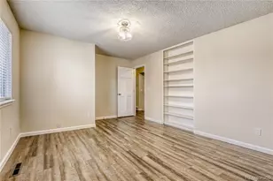 204 S Eagle Cir, Aurora, CO 80012 - Photo 19