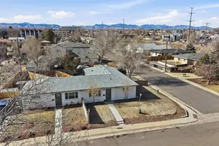 1087 Wolff St, Denver, CO 80204 - Photo 37