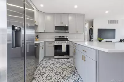 1087 Wolff Street, Denver, CO 80204 - Photo 15