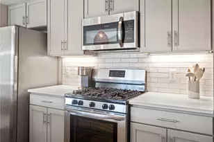 210 S Cherrywood Dr, Lafayette, CO 80026 - Photo 7