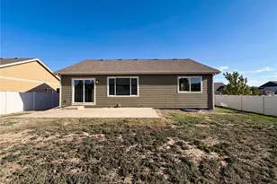 948 Scotch Pine Dr, Windsor, CO 80550 - Photo 5