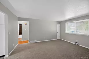 26 Newland Ct, Denver, CO 80226 - Photo 5