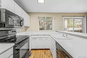 17365 E Rice Cir, Aurora, CO 80015 - Photo 3
