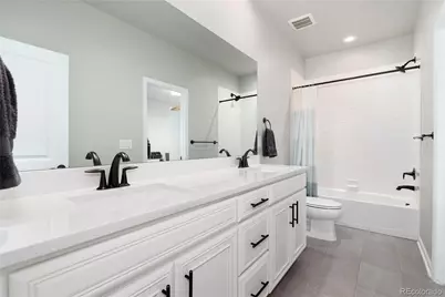6822 S Vandriver Court, Aurora, CO 80016 - Photo 33