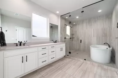 6822 S Vandriver Court, Aurora, CO 80016 - Photo 27