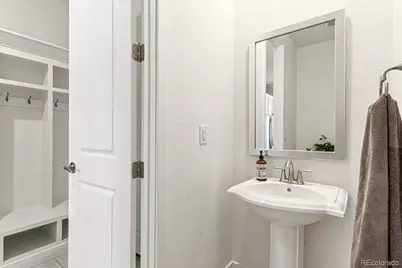 22441 E Narrowleaf Circle, Aurora, CO 80016 - Photo 13