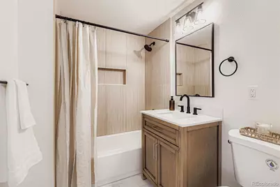 7030 Grape Street, Commerce City, CO 80022 - Photo 9