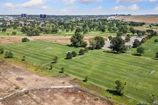 3884 S Dallas Cir, Aurora, CO 80014 - Photo 33