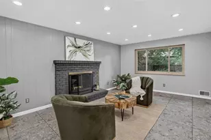 336 Oakland St, Aurora, CO 80010 - Photo 13