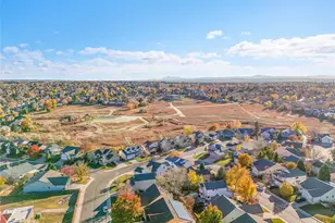 19562 E Sunset Cir, Aurora, CO 80015 - Photo 27