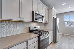 16744 W 93rd Pl, Arvada, CO 80007 - Photo 17