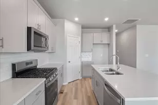 17557 E 89th Wy, Commerce City, CO 80022 - Photo 11