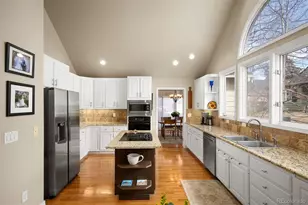 8505 E Temple Dr E, Denver, CO 80237 - Photo 11