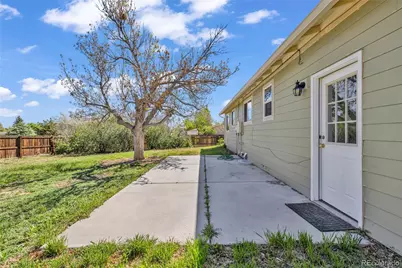 15949 E Brunswick Drive, Aurora, CO 80013 - Photo 27