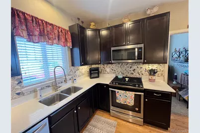 2029 S Flanders Way #B, Aurora, CO 80013 - Photo 11