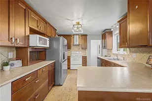 220 Flint Way, Broomfield, CO 80020 - Photo 7