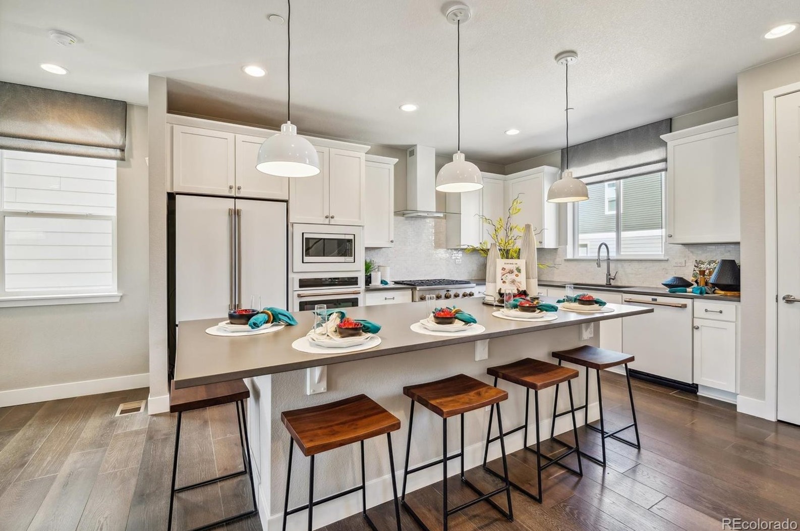 5089 Queen Ct, Littleton CO 80127-3302 exterior