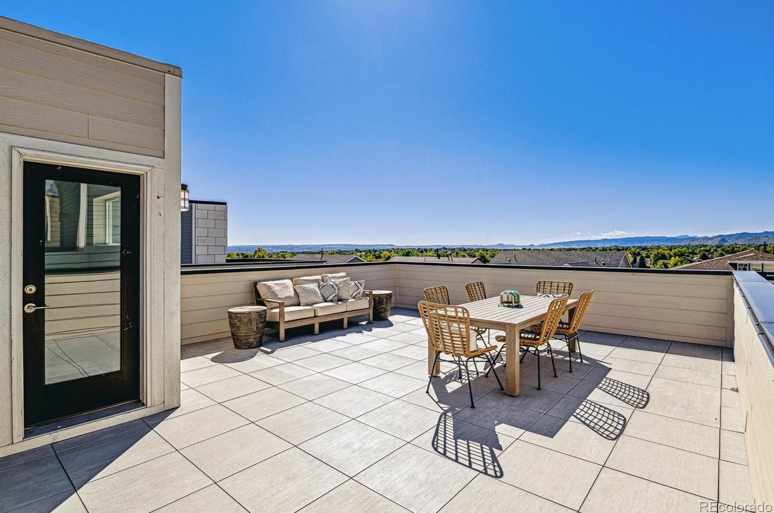 5089 Queen Ct, Littleton CO 80127-3302 exterior