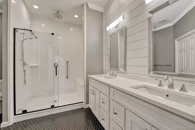 9885 Greensview Circle, Lone Tree, CO 80124 - Photo 23