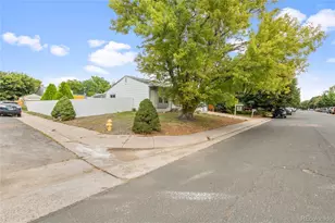 20601 E Buchanan Dr, Aurora, CO 80011 - Photo 17