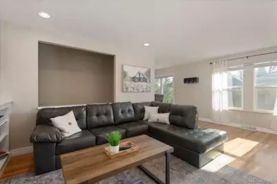 991 E Cottonwood Avenue, Centennial, CO 80121 - Photo 3