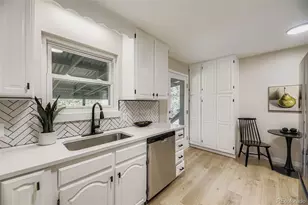 414 S Worchester Way, Aurora, CO 80012 - Photo 7