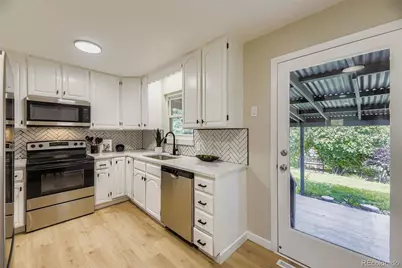 414 S Worchester Way, Aurora, CO 80012 - Photo 5