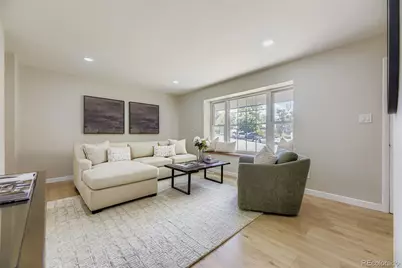 414 S Worchester Way, Aurora, CO 80012 - Photo 3